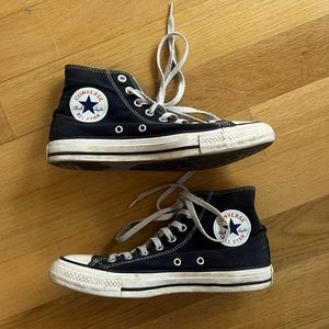 Black high top converse